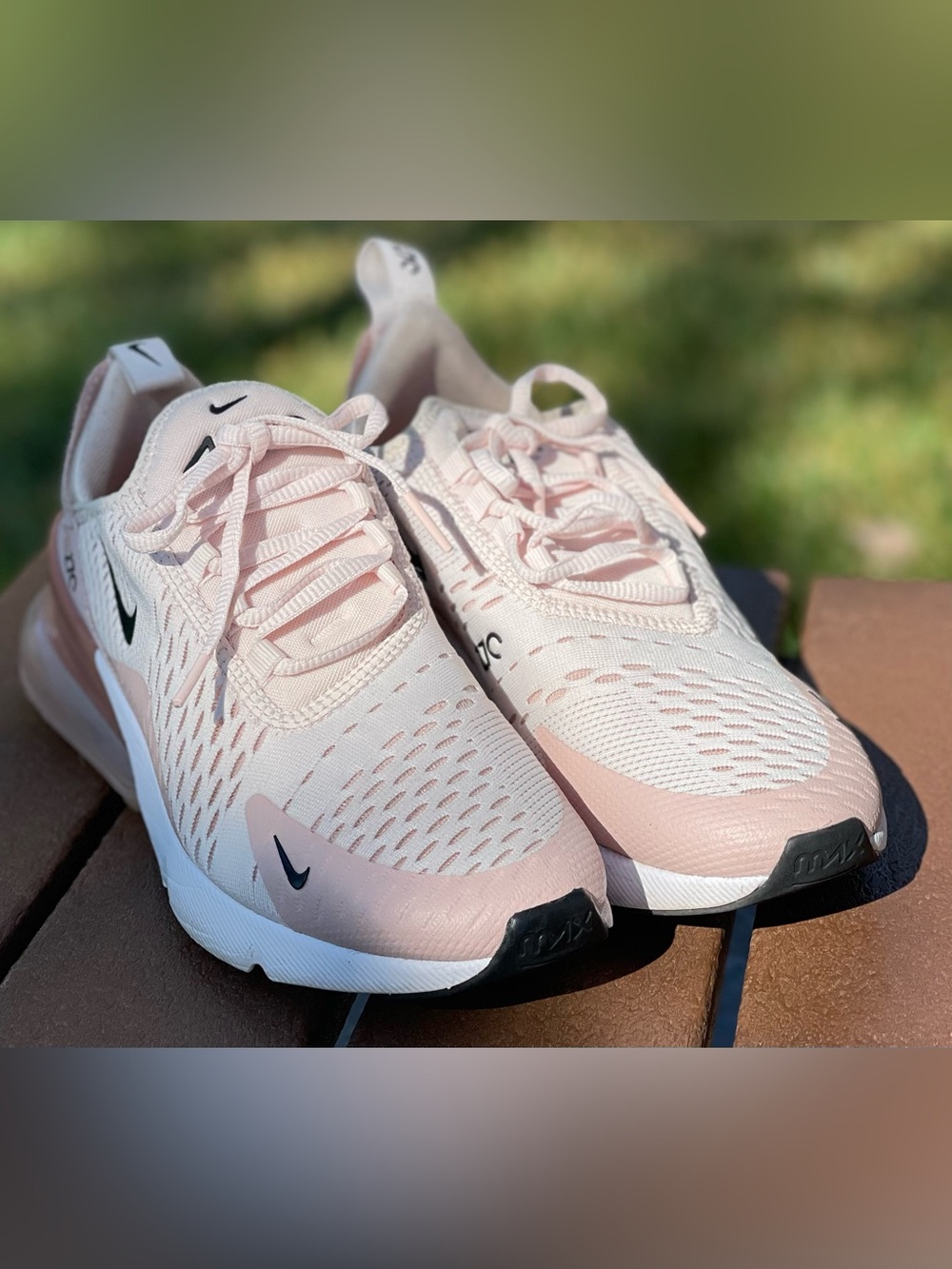 Nike Air Max 270 Pink White Black Women’s Sneakers Size 7.5 - Picture 2 of 8